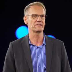 Dr. Volker Hentschel