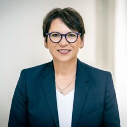 Brigitte Adam